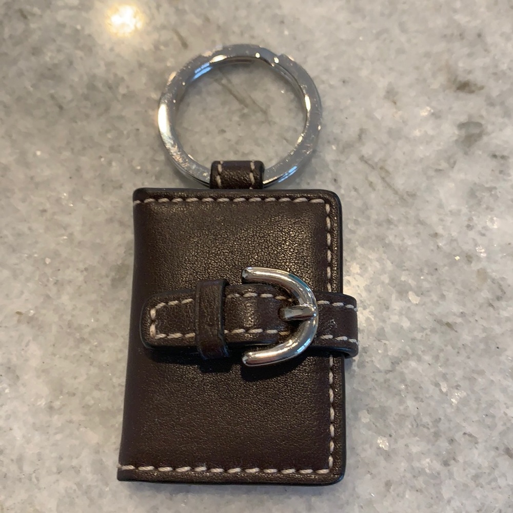 COACH key chain with interior pockets for 2 photos